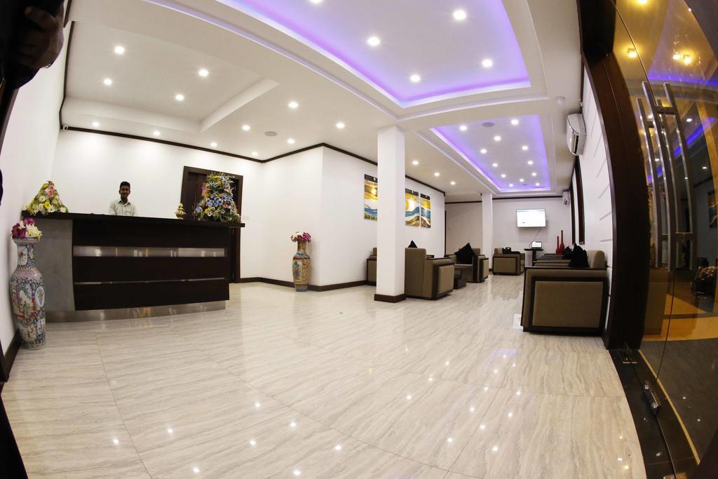 Blue Beach Hotel Wadduwa Exterior foto